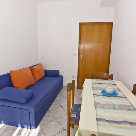 Apartament 6056a *